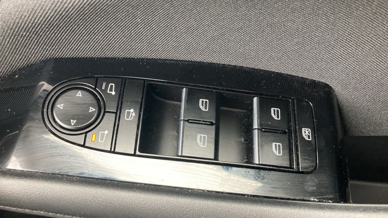 Mazda 3 2.0 e-Skyactiv G MHEV Sport Lux 5dr Petrol Hatchback